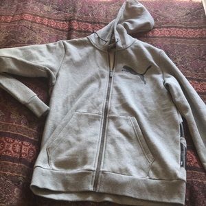 Puma Zip-up hoodie - Size M